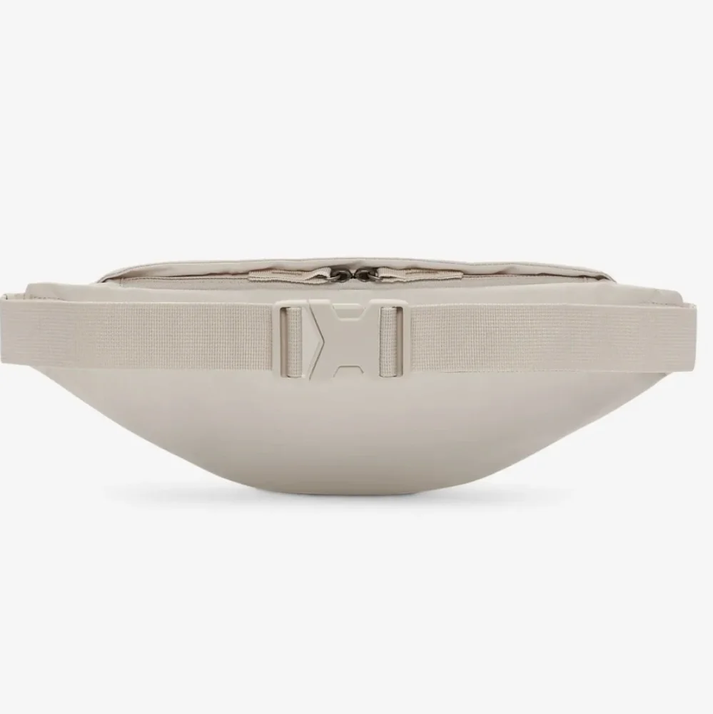 Nike Heritage Beige Fanny Pack - Picture 7 of 9